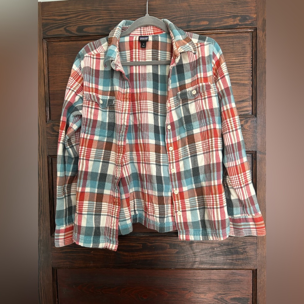 Women’s Patagonia Long-Sleeved Fjord Flannel Shirt